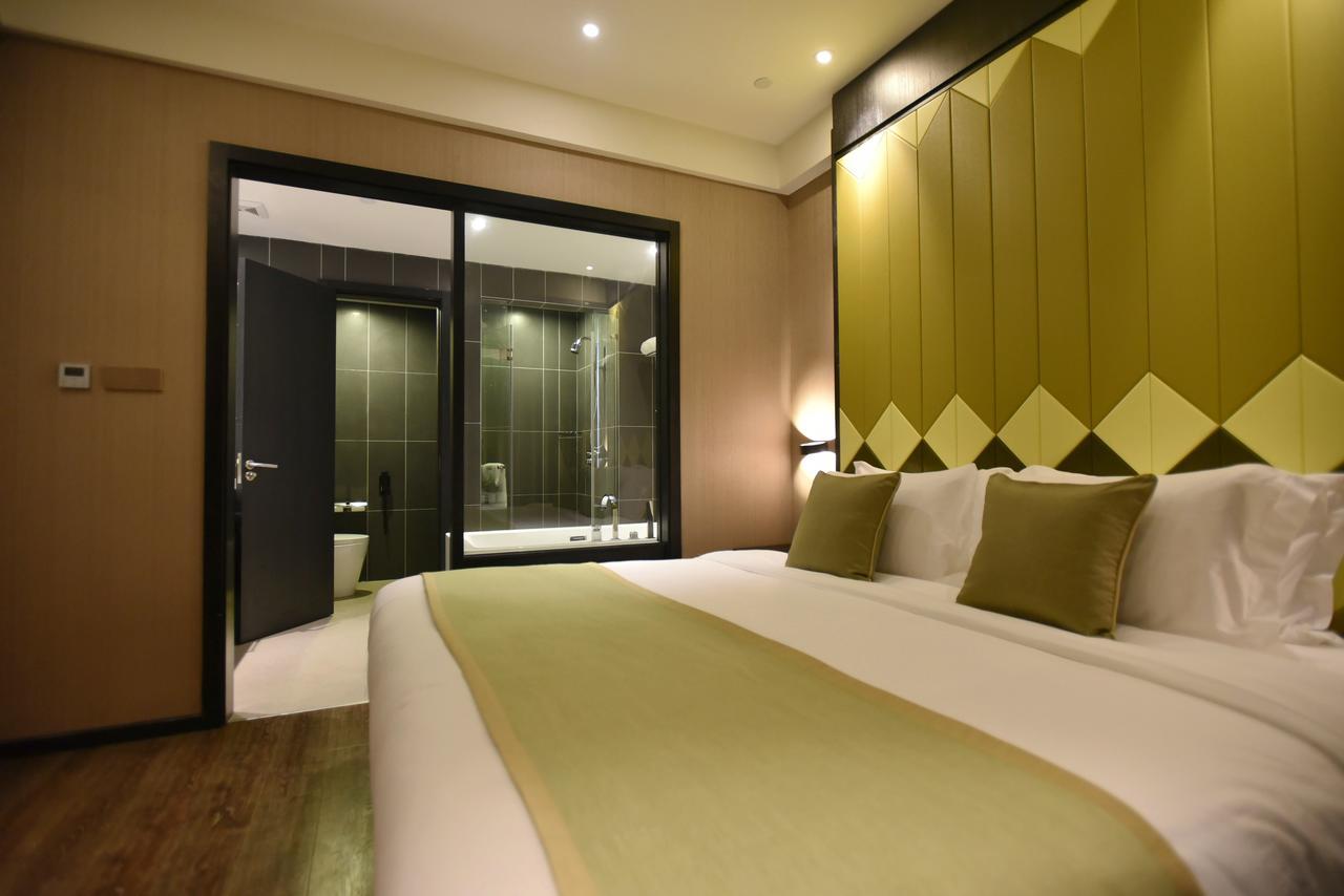Shanghai-Deco Hotel-Free Shuttle Bus To Pudong Airport And Disneyland Kültér fotó