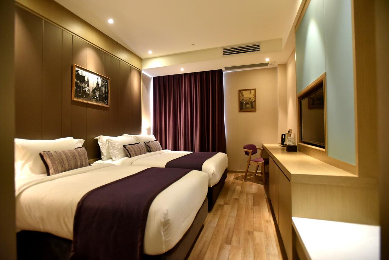Shanghai-Deco Hotel-Free Shuttle Bus To Pudong Airport And Disneyland Kültér fotó