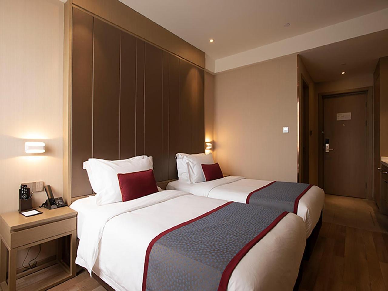 Shanghai-Deco Hotel-Free Shuttle Bus To Pudong Airport And Disneyland Kültér fotó
