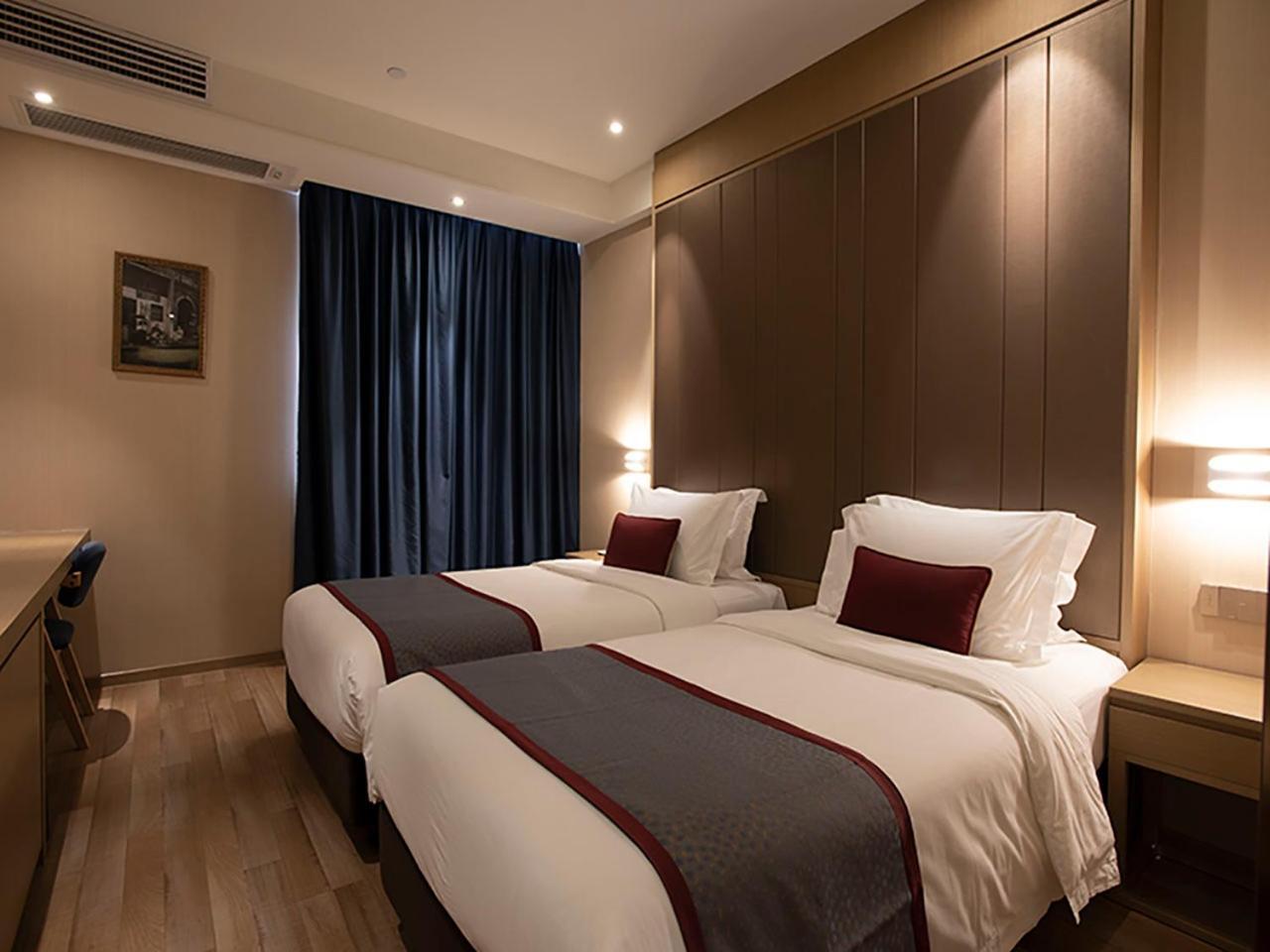 Shanghai-Deco Hotel-Free Shuttle Bus To Pudong Airport And Disneyland Kültér fotó