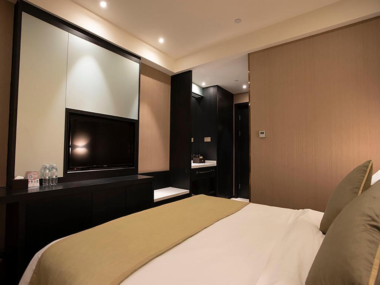 Shanghai-Deco Hotel-Free Shuttle Bus To Pudong Airport And Disneyland Kültér fotó
